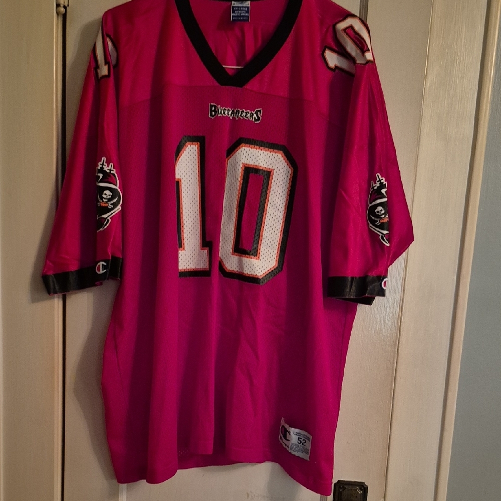 Champion Official Tampa Bay Buccaneers #10- King Red Football Jersey Size XXL,52